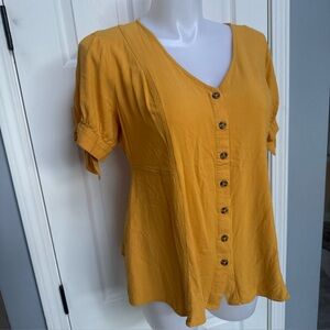 TORRID Fit N Flare Rayon Slub Top Short Sleeve Tie Yellow Button Up Boho sz 0 L
